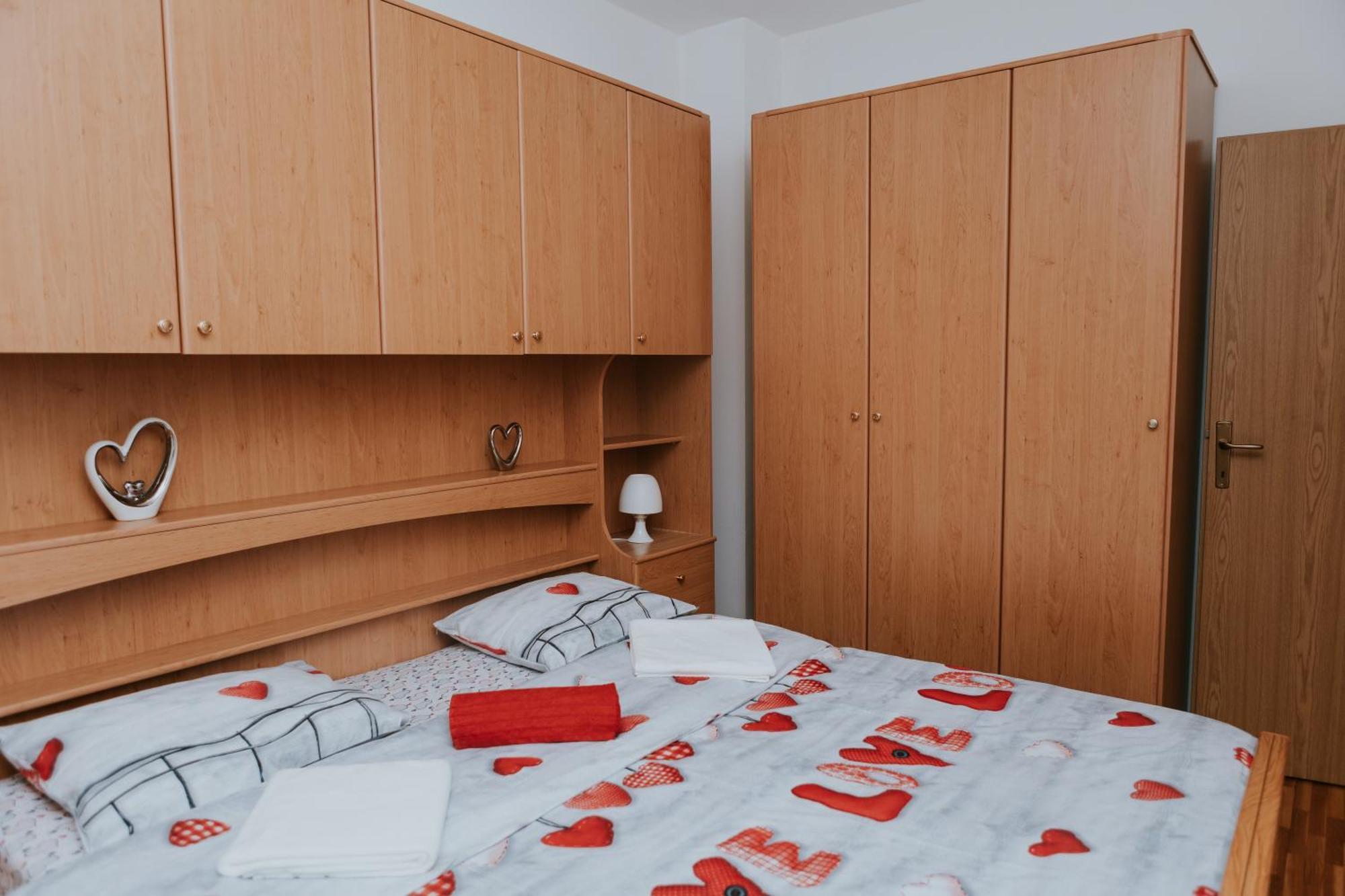 Apartman Antonio Gospić Exteriör bild