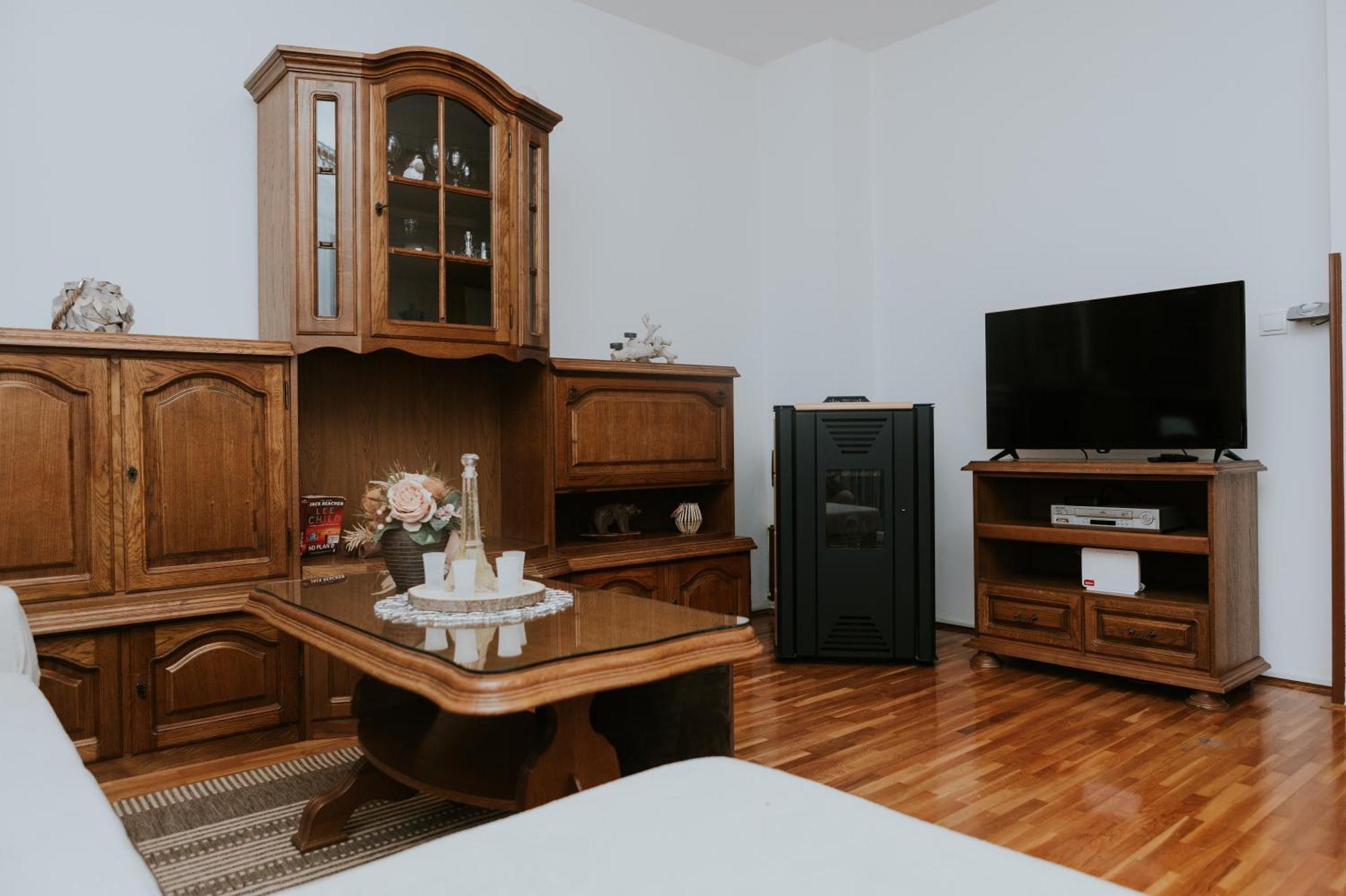 Apartman Antonio Gospić Exteriör bild